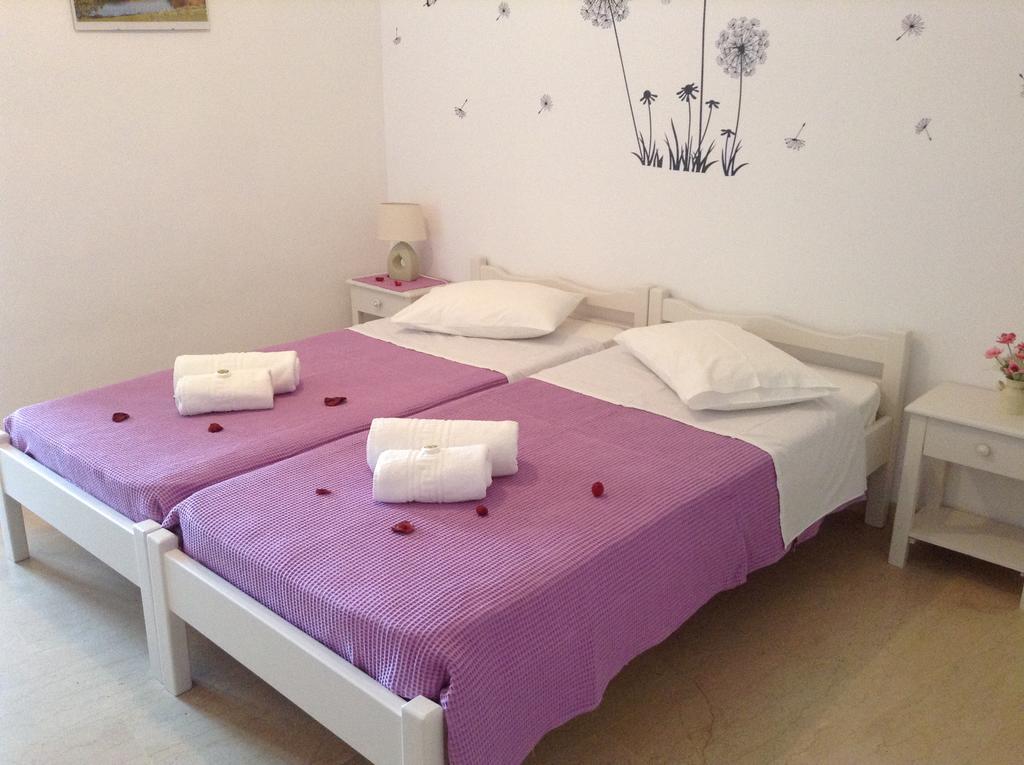 Nikoletta Rooms Páros Exterior foto