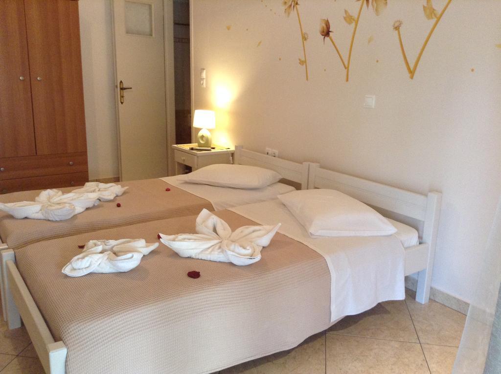Nikoletta Rooms Páros Exterior foto