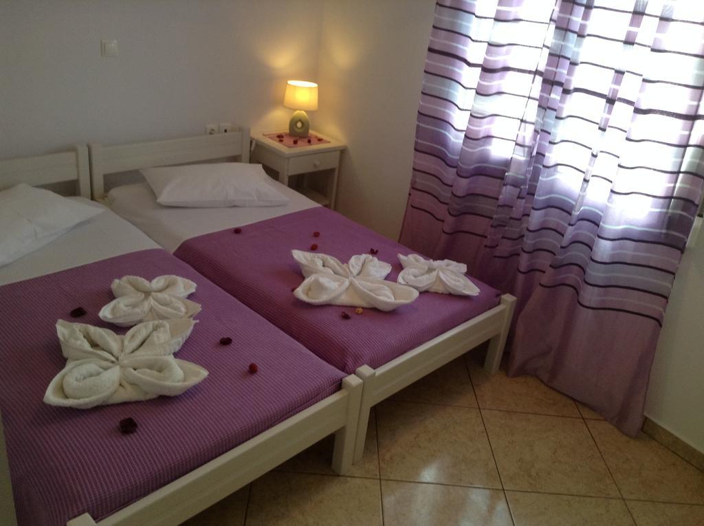 Nikoletta Rooms Páros Exterior foto