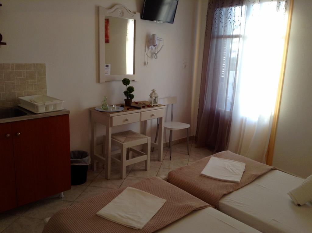 Nikoletta Rooms Páros Exterior foto