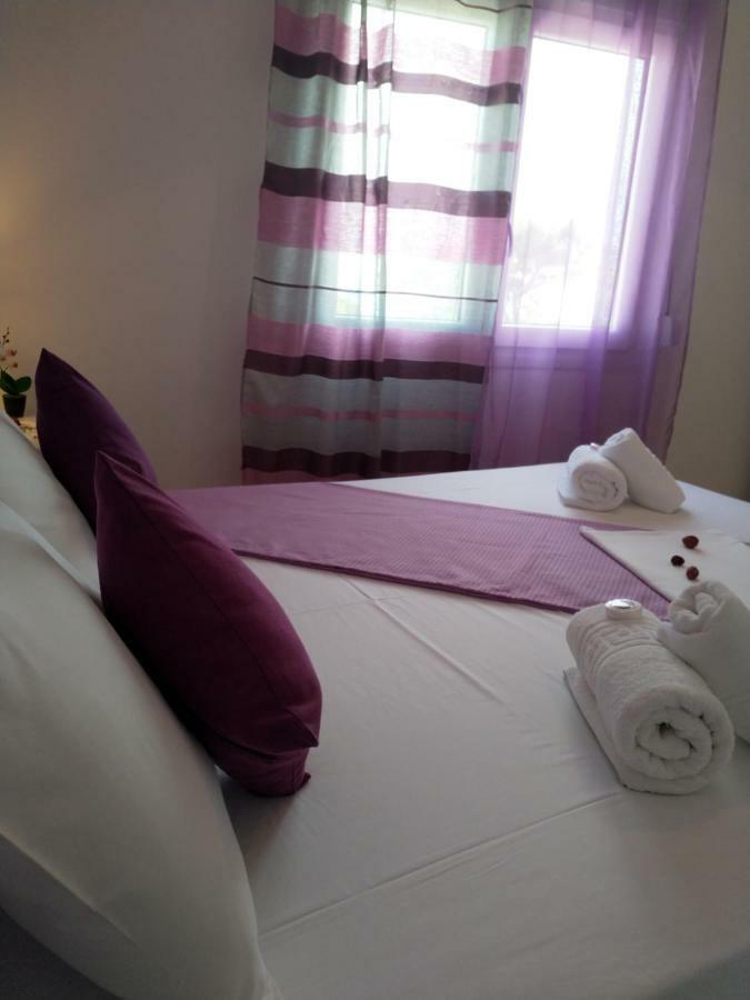 Nikoletta Rooms Páros Exterior foto